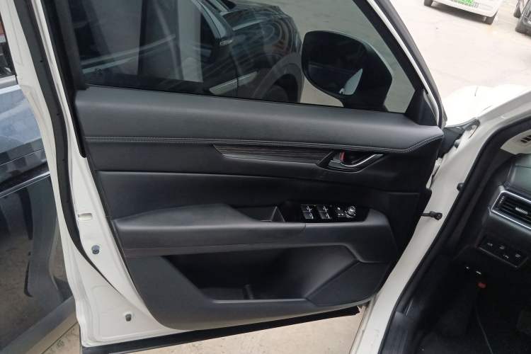 Used Mazda CX-5 2021 2.0L Automatic Two-Wheel Drive ZhiZun Version Interior 7