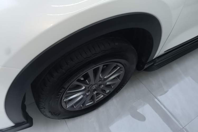 Used Mazda CX-5 2021 2.0L Automatic Two-Wheel Drive Smart Version Left Front Wheel Hub