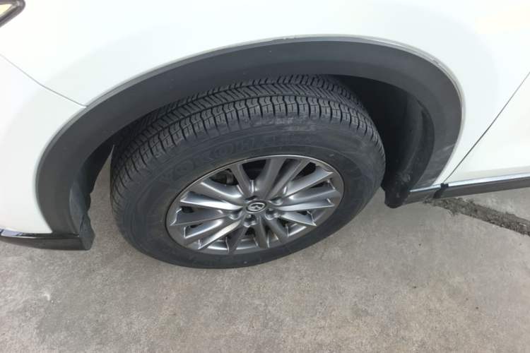 Used Mazda CX-5 2021 2.0L Automatic Two-Wheel Drive Smart Version Left Front Wheel Hub