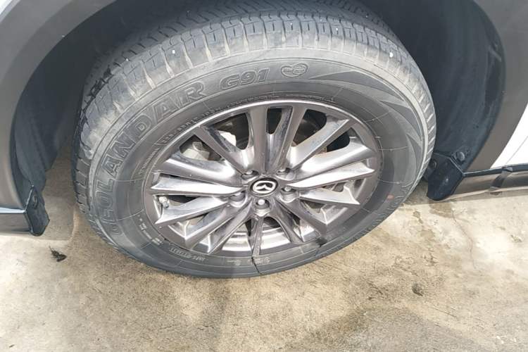 Used Mazda CX-5 2021 2.0L Automatic Two-Wheel Drive ZhiZun Version Left Front Wheel Hub