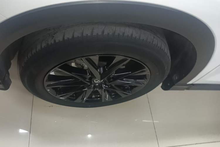 Used Mazda CX-5 2021 2.5L Automatic Two-Wheel Drive Black Knight Left Front Wheel Hub