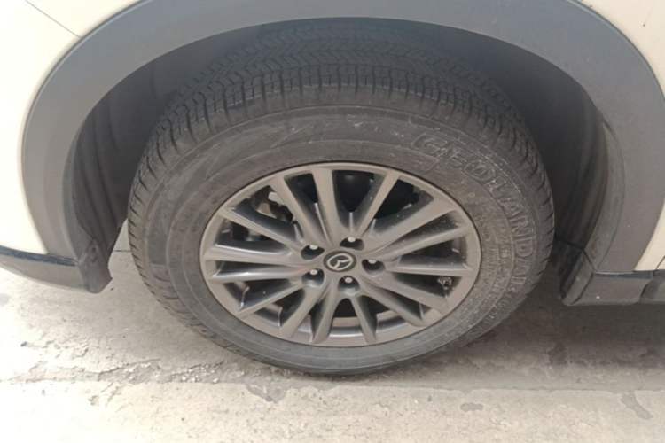 Used Mazda CX-5 2021 2.0L Automatic Two-Wheel Drive Smart Version Left Front Wheel Hub
