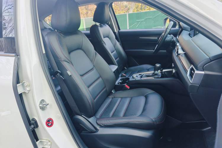 Used Mazda CX-5 2021 2.5L Automatic Two-Wheel Drive Black Knight Right Front Seat