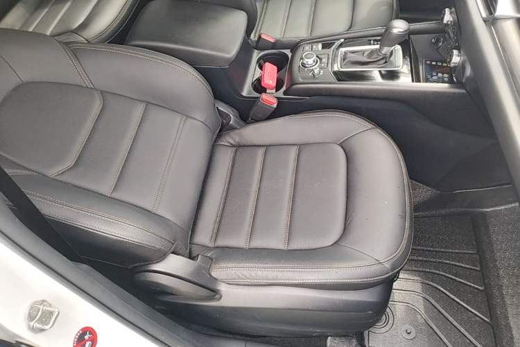 Used Mazda CX-5 2021 2.0L Automatic Two-Wheel Drive ZhiZun Version Right Front Seat