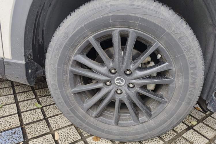 Used Mazda CX-5 2021 2.0L Automatic Two-Wheel Drive Black Knight Right Front Wheel Hub