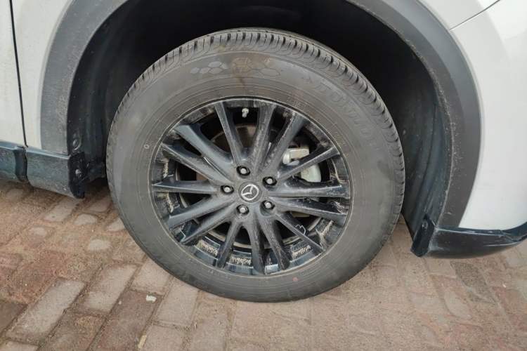Used Mazda CX-5 2021 2.0L Automatic Two-Wheel Drive Black Knight Right Front Wheel Hub