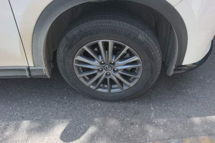 Used Mazda CX-5 2021 2.0L Automatic Two-Wheel Drive Smart Version Right Front Wheel Hub