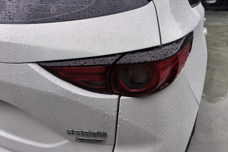 Used Mazda CX-5 2021 2.0L Automatic Two-Wheel Drive Smart Version Right Rear Taillight