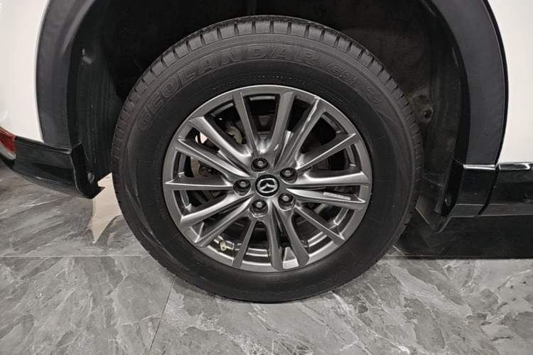 Used Mazda CX-5 2021 2.0L Automatic Two-Wheel Drive Smart Version Right Rear Wheel Hub