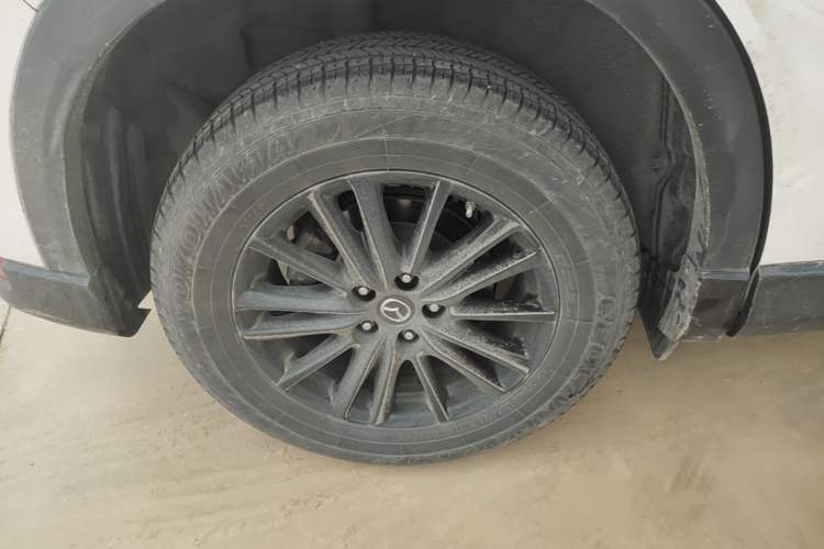 Used Mazda CX-5 2021 2.0L Automatic Two-Wheel Drive Black Knight Right Rear Wheel Hub