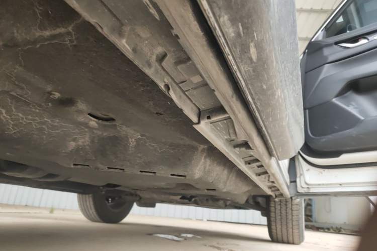 Used Mazda CX-5 2021 2.0L Automatic Two-Wheel Drive Black Knight Right Side Sill