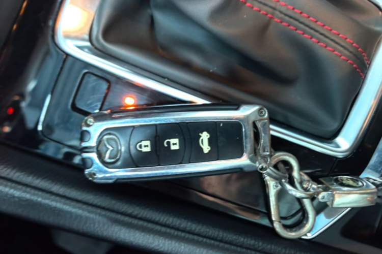 Used Mazda CX-5 2021 2.0L Automatic Two-Wheel Drive Black Knight Vehicle Key