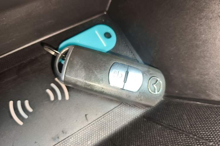Used Mazda CX-5 2021 2.0L Automatic Two-Wheel Drive Smart Version Vehicle Key