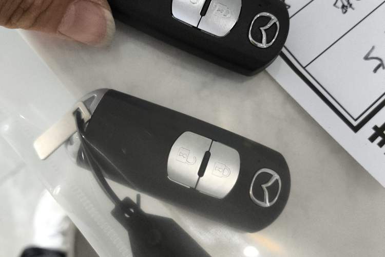 Used Mazda CX-5 2021 2.0L Automatic Two-Wheel Drive Smart Version Vehicle Key