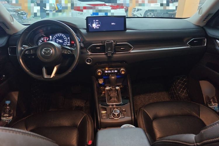 Used Mazda CX-5 2022 2.0L Automatic Two-Wheel Drive Zhiya Version Center Console