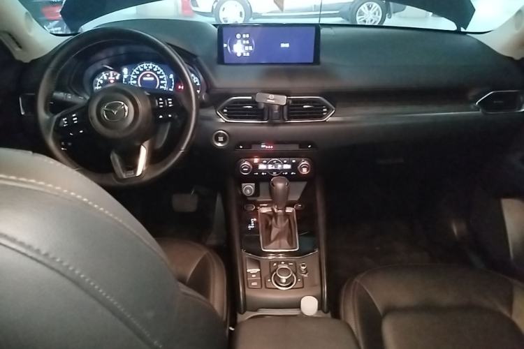 Used Mazda CX-5 2022 2.0L Automatic Two-Wheel Drive Zhiya Version Center Console