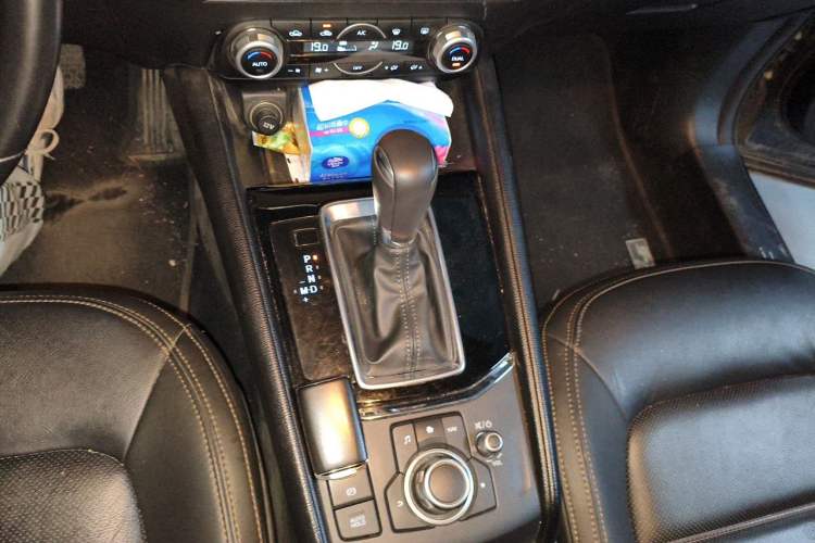 Used Mazda CX-5 2022 2.0L Automatic Two-Wheel Drive Zhiya Version Gear Lever