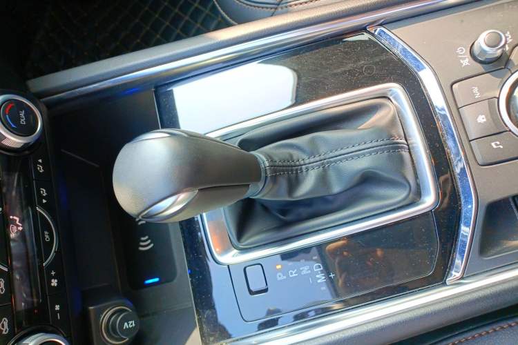 Used Mazda CX-5 2022 2.5L Automatic 4x4 Prestige Edition Gear Lever