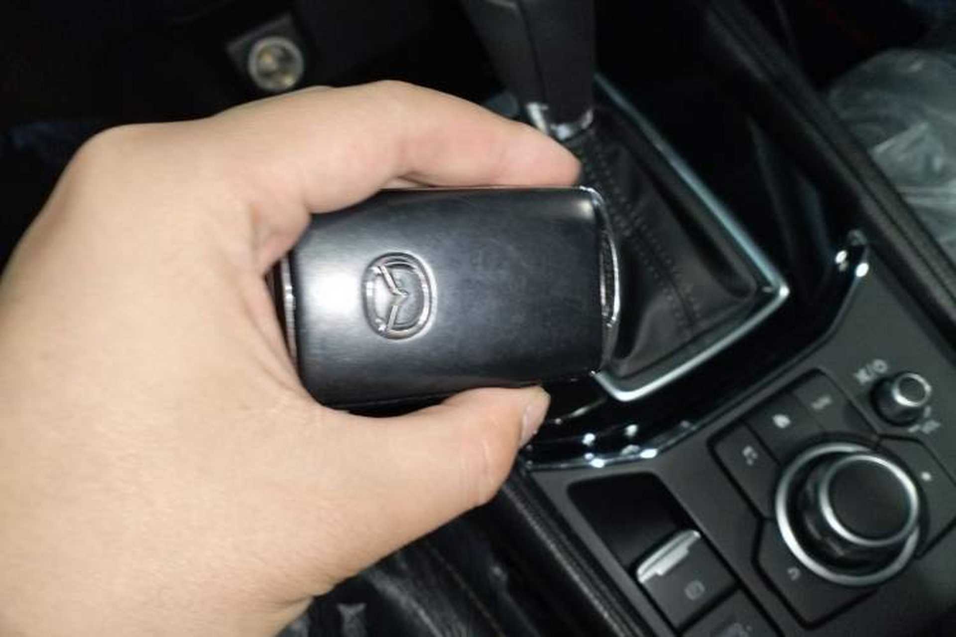Used Mazda CX-5 2022 2.0L Automatic Two-Wheel Drive Zhiya Version Interior 1