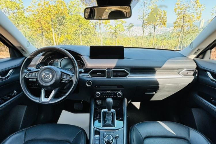 Used Mazda CX-5 2022 2.5L Automatic 4x4 Prestige Edition Interior 4