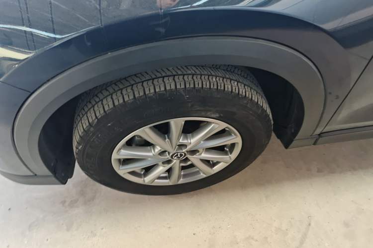 Used Mazda CX-5 2022 2.0L Automatic Two-Wheel Drive Smart Edition Left Front Wheel Hub