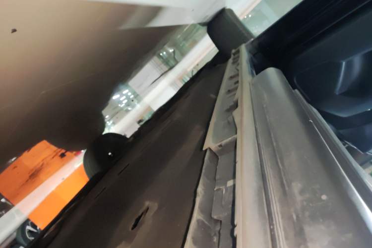 Used Mazda CX-5 2022 2.0L Automatic Two-Wheel Drive Smart Edition Left Side Sill
