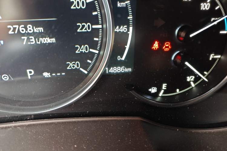 Used Mazda CX-5 2022 2.0L Automatic Two-Wheel Drive Smart Edition Odometer Close Up