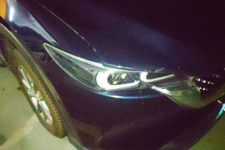 Used Mazda CX-5 2022 2.0L Automatic Two-Wheel Drive Zhiya Version Right Front Headlight