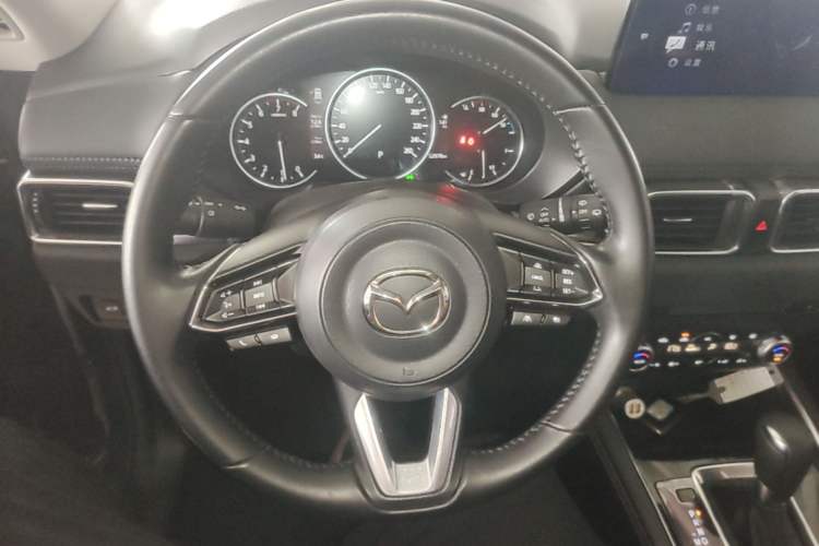 Used Mazda CX-5 2022 2.5L Automatic Two-Wheel Drive ZhiZun Version Steering Wheel