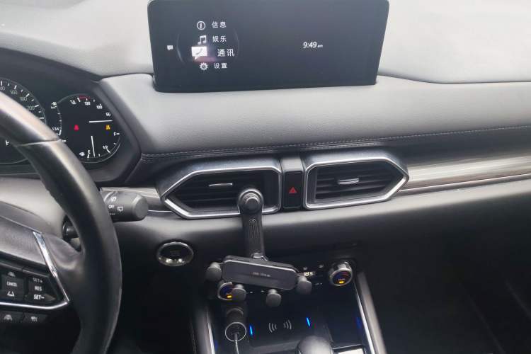 Used Mazda CX-5 2022 2.5L Automatic Two-Wheel Drive ZhiZun Version Audio And AC Panel