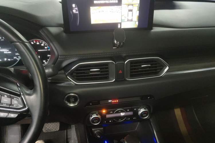 Used Mazda CX-5 2022 2.5L Automatic 4x4 Prestige Edition Audio And AC Panel