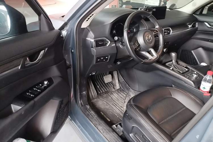 Used Mazda CX-5 2022 2.0L Automatic Two-Wheel Drive Zhiya Version Driver Seat
