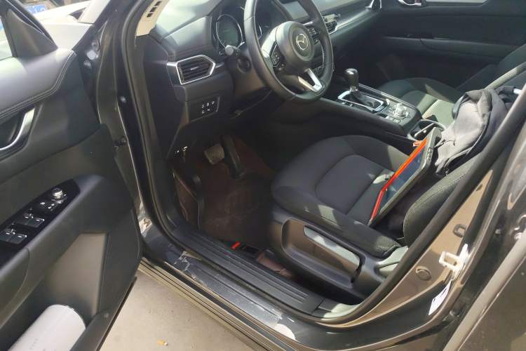 Used Mazda CX-5 2022 2.0L Automatic Two-Wheel Drive Smart Edition Driver Seat