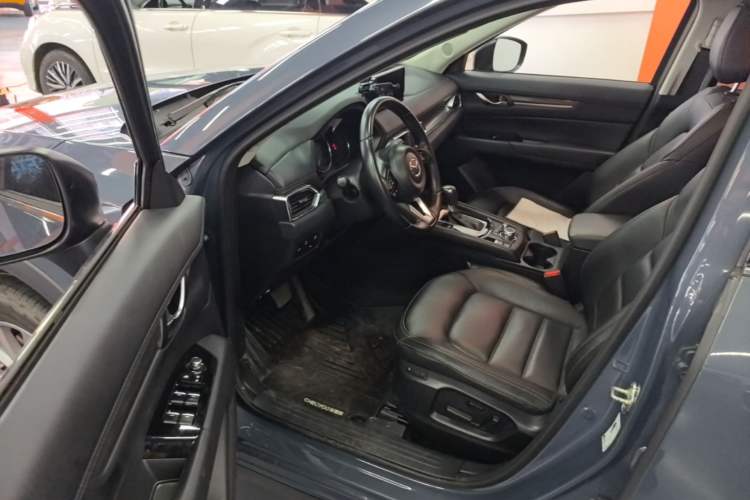 Used Mazda CX-5 2022 2.0L Automatic Two-Wheel Drive Zhiya Version Driver Seat