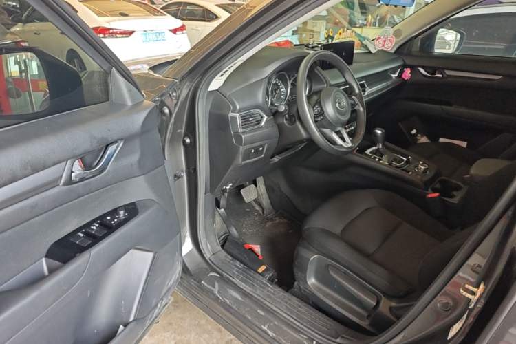Used Mazda CX-5 2022 2.0L Automatic Two-Wheel Drive Comfort Version Driver Seat