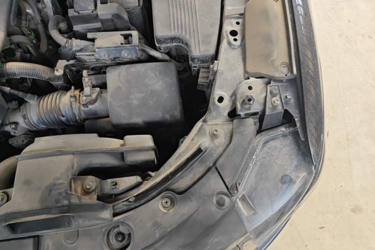 Used Mazda CX-5 2022 2.5L Automatic 4x4 Prestige Edition Engine Bay Left