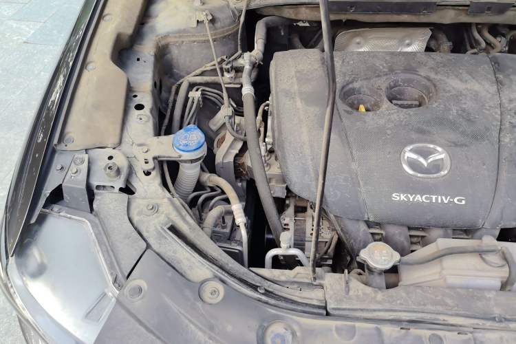 Used Mazda CX-5 2022 2.0L Automatic Two-Wheel Drive Zhiya Version Engine Bay Right