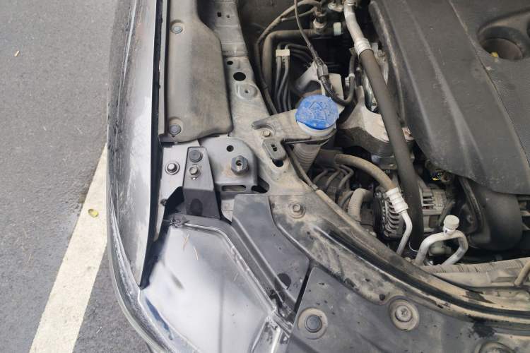 Used Mazda CX-5 2022 2.5L Automatic Two-Wheel Drive ZhiZun Version Engine Bay Right