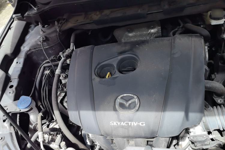 Used Mazda CX-5 2022 2.0L Automatic Two-Wheel Drive Zhiya Version Engine Bay Right