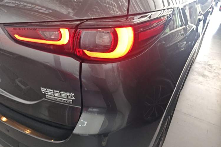 Used Mazda CX-5 2022 2.5L Automatic 4x4 Prestige Edition Exterior 3
