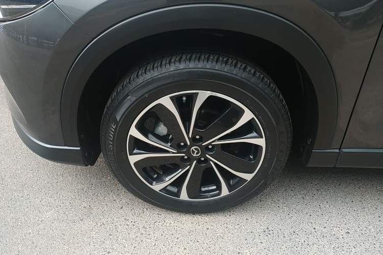 Used Mazda CX-5 2022 2.5L Automatic Two-Wheel Drive ZhiZun Version Exterior 4