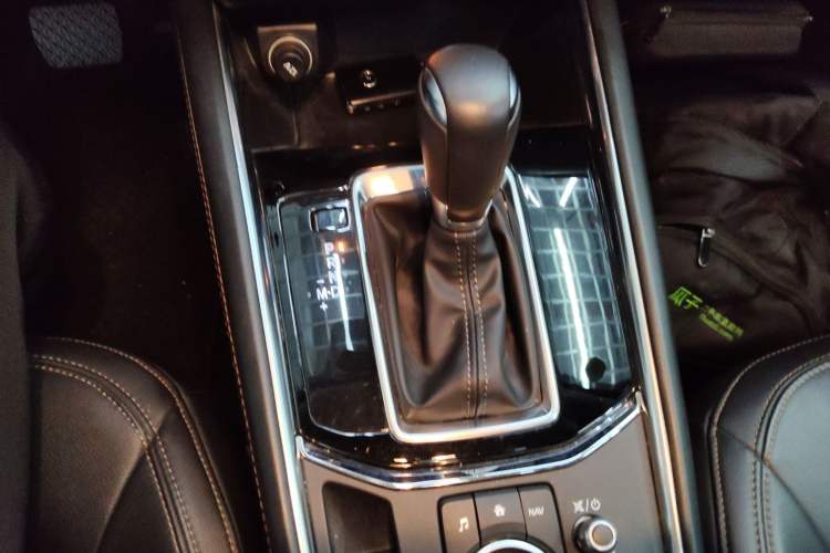 Used Mazda CX-5 2022 2.5L Automatic 4x4 Prestige Edition Gear Lever