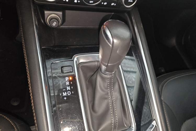 Used Mazda CX-5 2022 2.5L Automatic 4x4 Prestige Edition Gear Lever