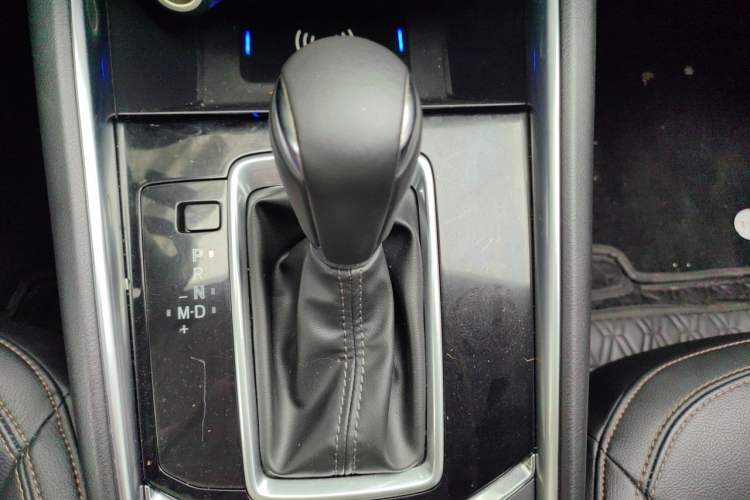 Used Mazda CX-5 2022 2.5L Automatic 4x4 Prestige Edition Gear Lever