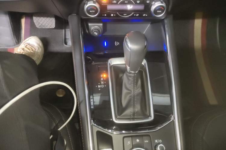 Used Mazda CX-5 2022 2.5L Automatic 4x4 Prestige Edition Gear Lever