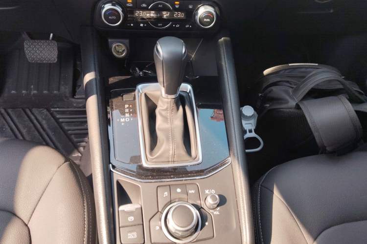 Used Mazda CX-5 2022 2.0L Automatic Two-Wheel Drive Smart Edition Gear Lever
