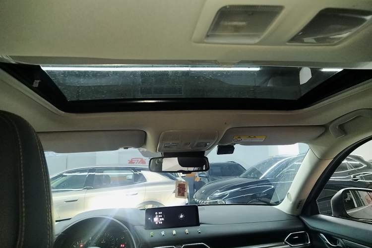 Used Mazda CX-5 2022 2.0L Automatic Two-Wheel Drive Zhiya Version Headliner