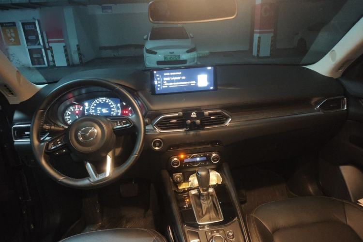 Used Mazda CX-5 2022 2.0L Automatic Two-Wheel Drive Zhiya Version Interior 2