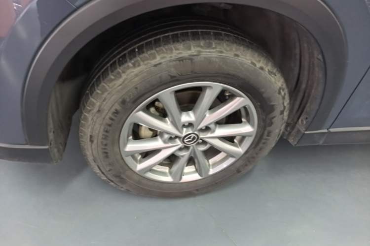 Used Mazda CX-5 2022 2.0L Automatic Two-Wheel Drive Zhiya Version Left Front Wheel Hub