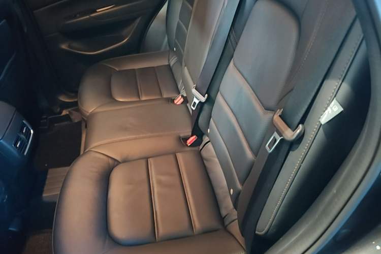Used Mazda CX-5 2022 2.0L Automatic Two-Wheel Drive Zhiya Version Left Rear Seat